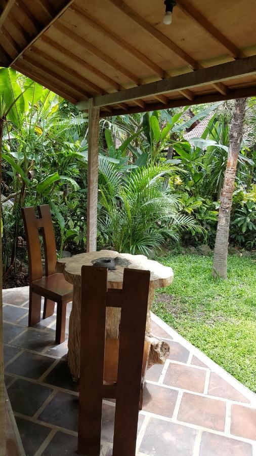 Segara Urip Apartamento Negara  Exterior foto