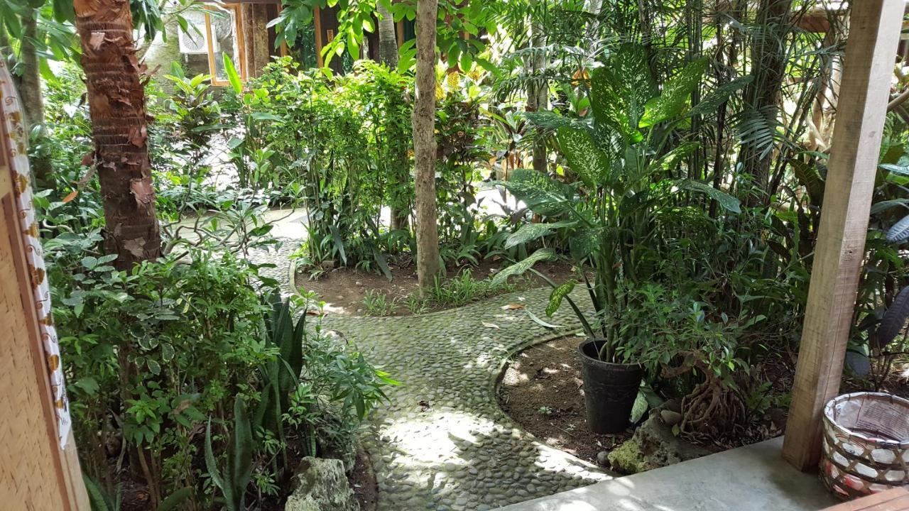 Segara Urip Apartamento Negara  Exterior foto