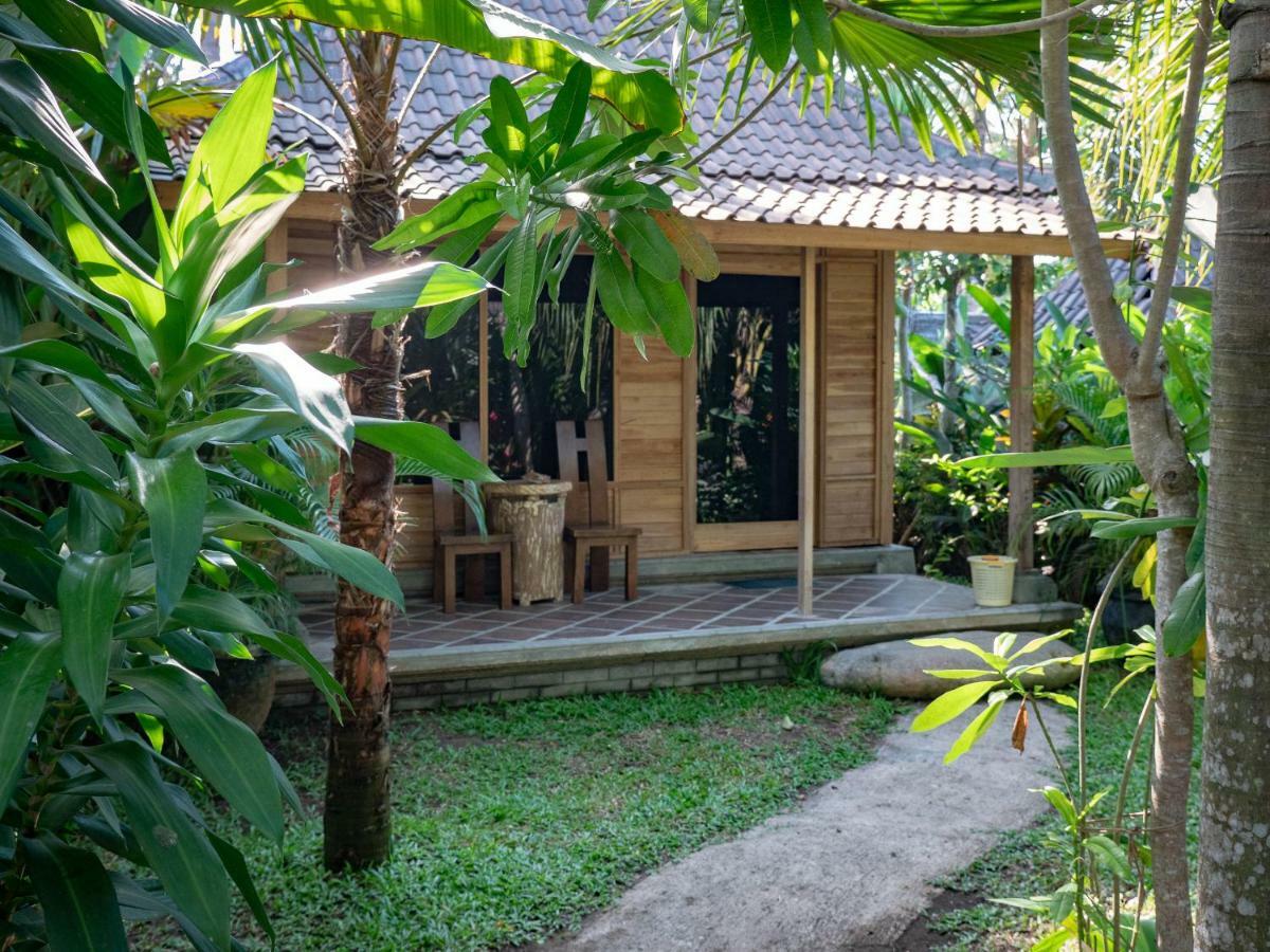 Segara Urip Apartamento Negara  Exterior foto