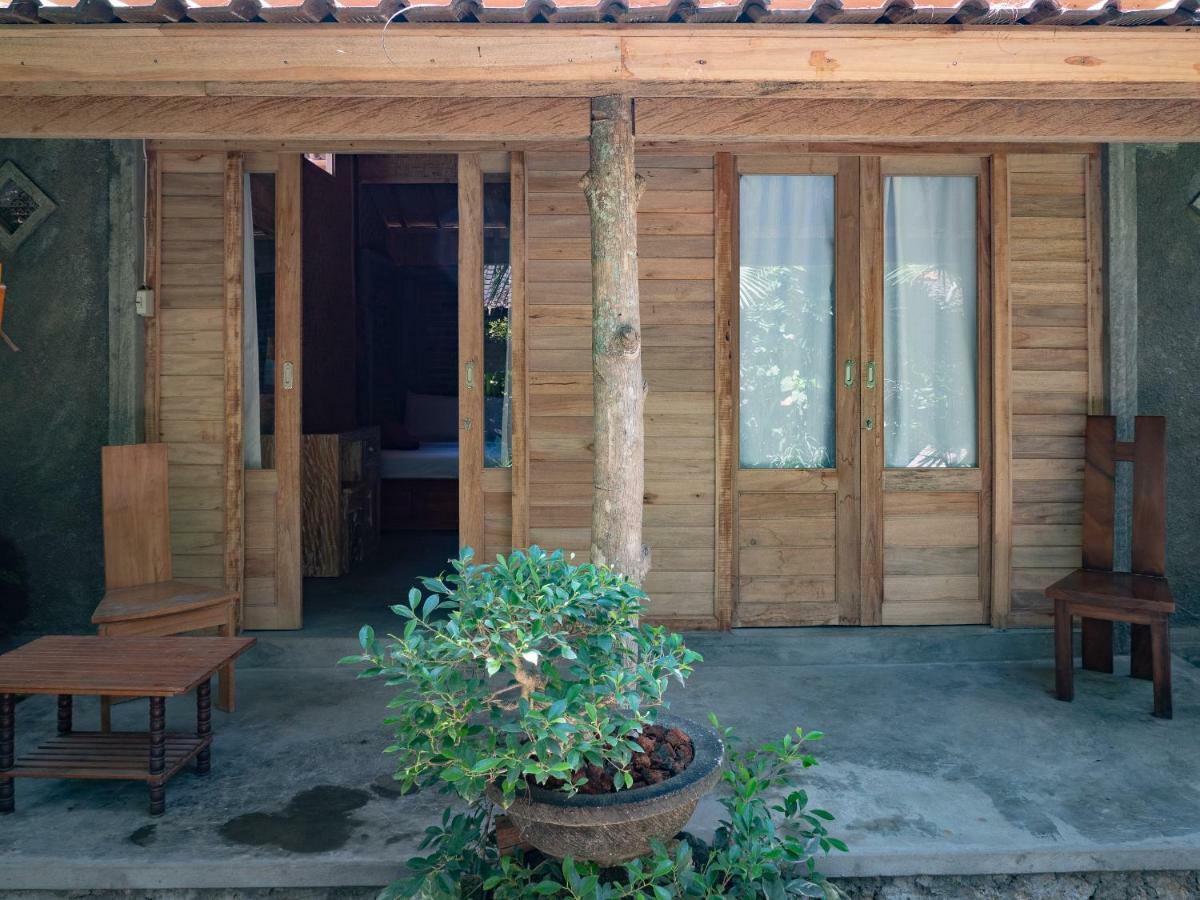 Segara Urip Apartamento Negara  Exterior foto